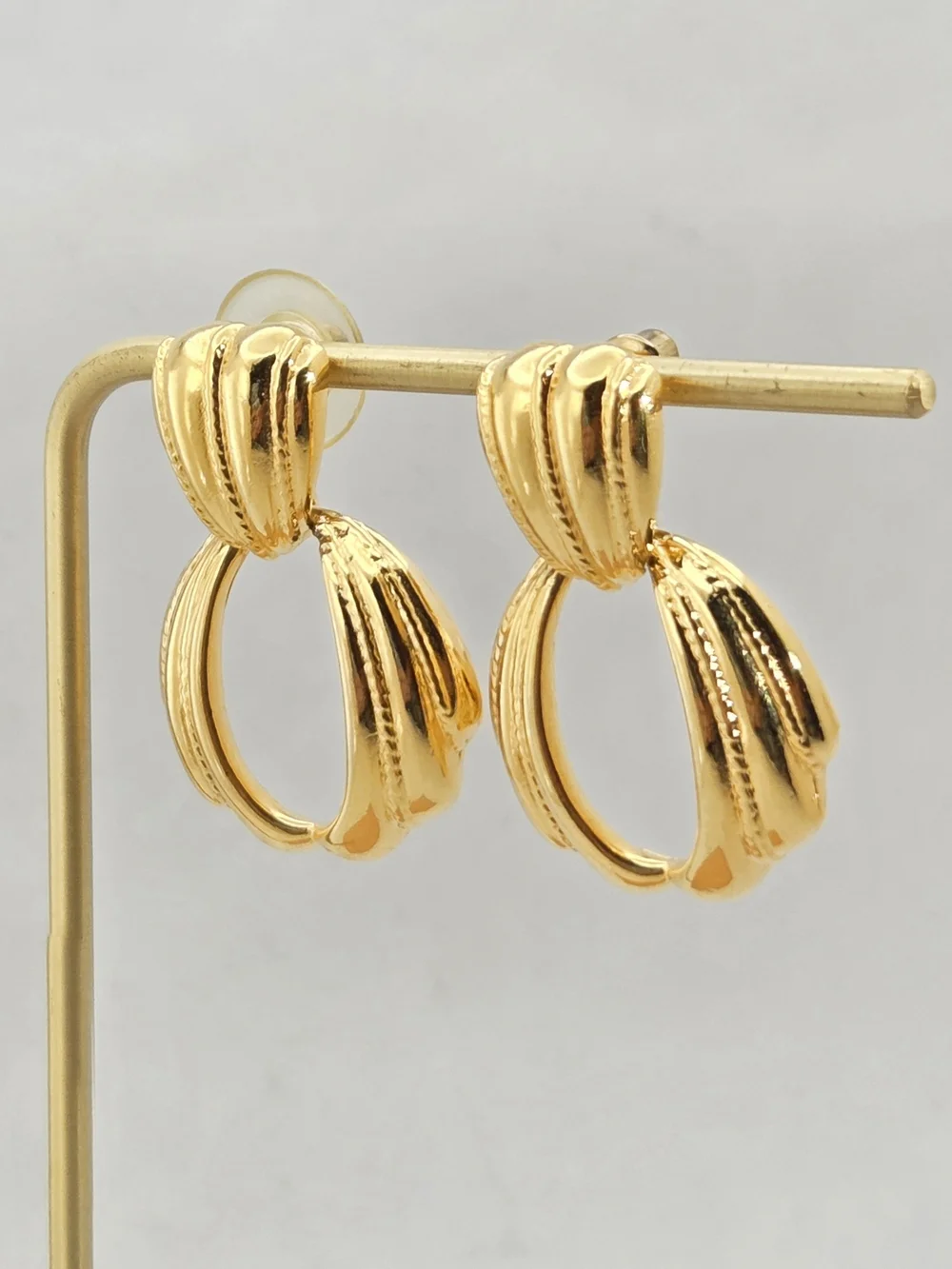 Vintage Anne Klein Gold Tone Ribbed Door Knocker Dangle Earrings Post Back